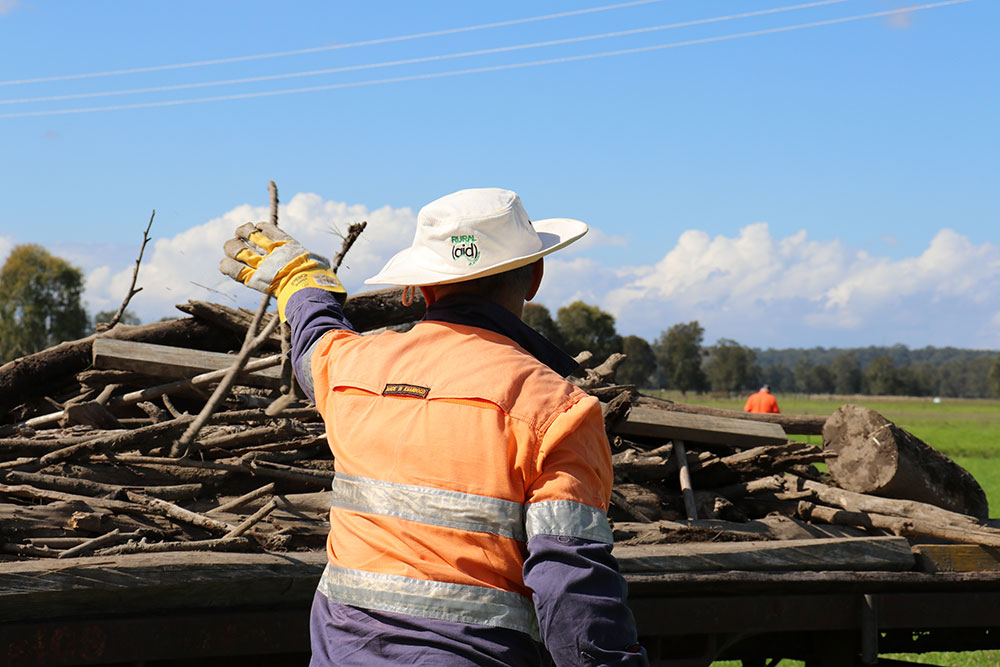 International Volunteer Day: Rural Aid Celebrates Volunteers Helping Farmers Rebuild